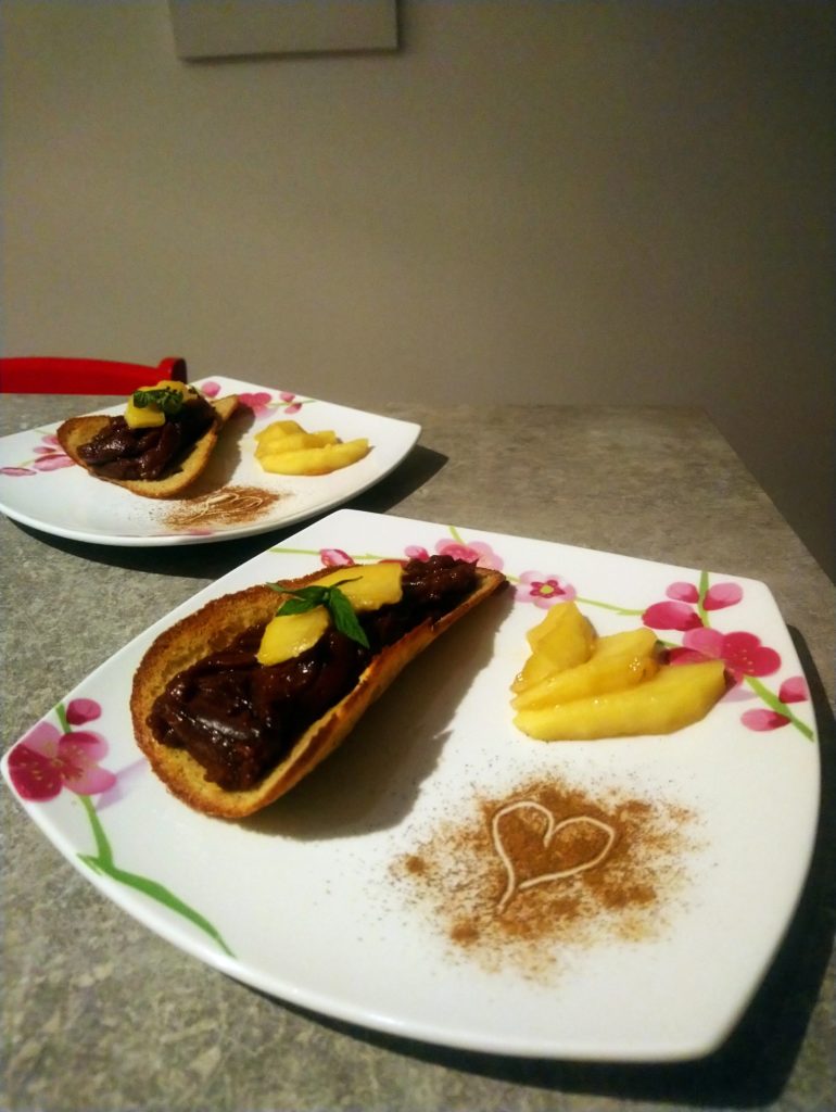 Recette de mon article reconnaître et cuisiner le cormier.