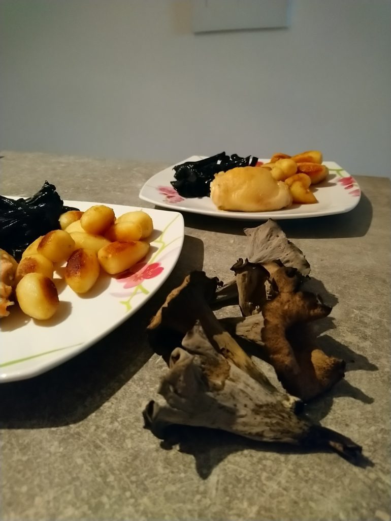 Recette de mon article sur reconnaître et cuisiner les trompettes de la mort.